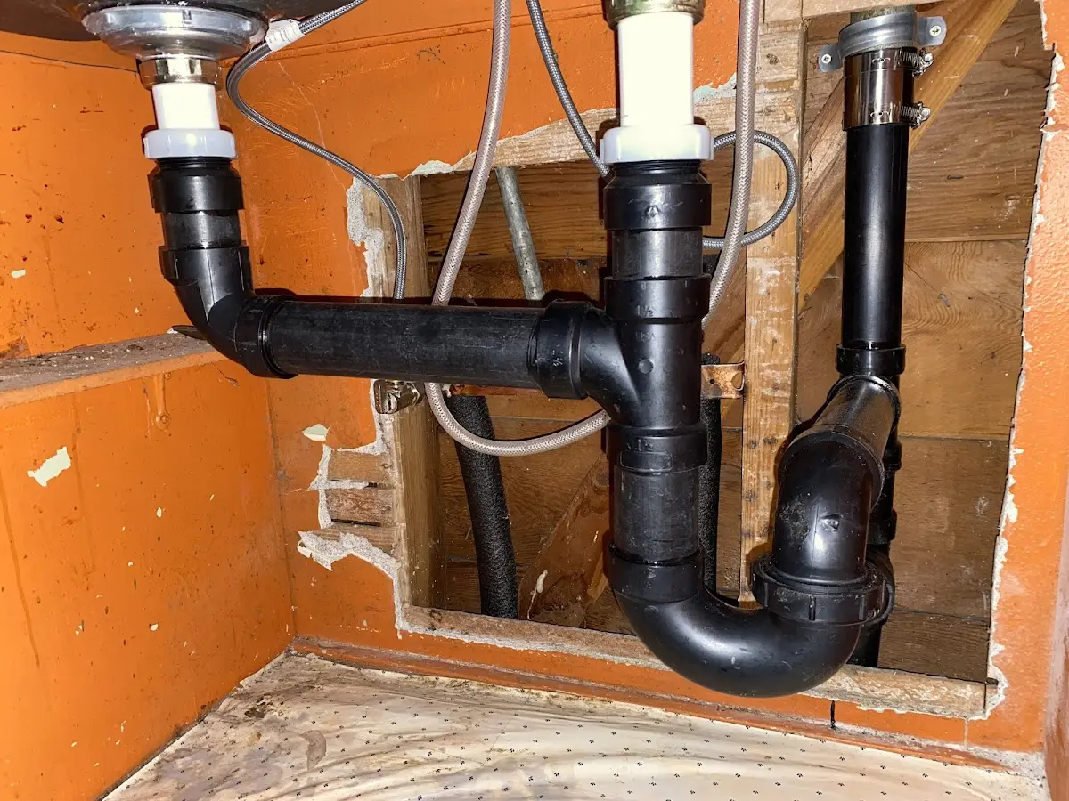 Professional Pipe Bursting equipment and tools on the job in Leon Valley